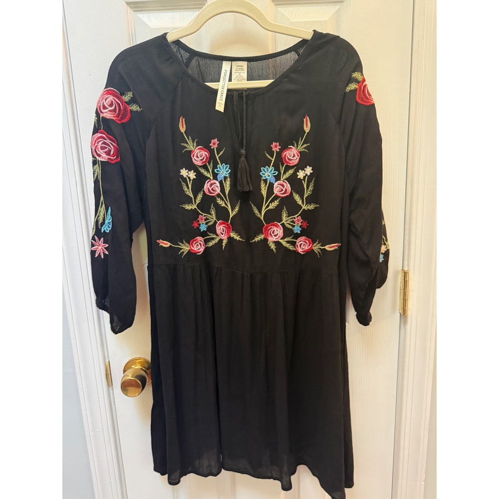 Forgotten Grace Black Floral Embroidered Boho Peasant Dress Tassel Mini Large